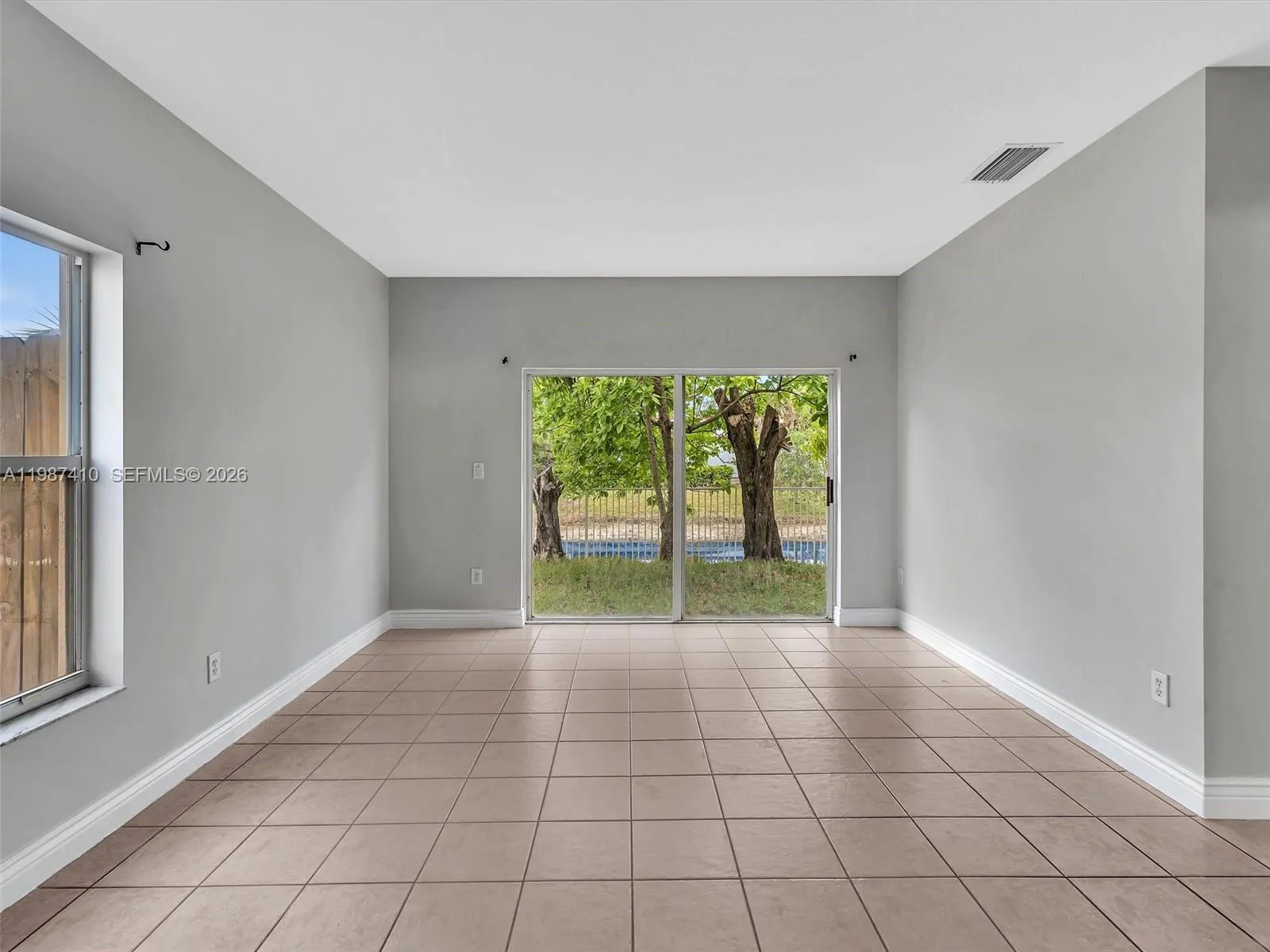 1498 SW 106th Ave # 1498, Pembroke Pines FL 33025