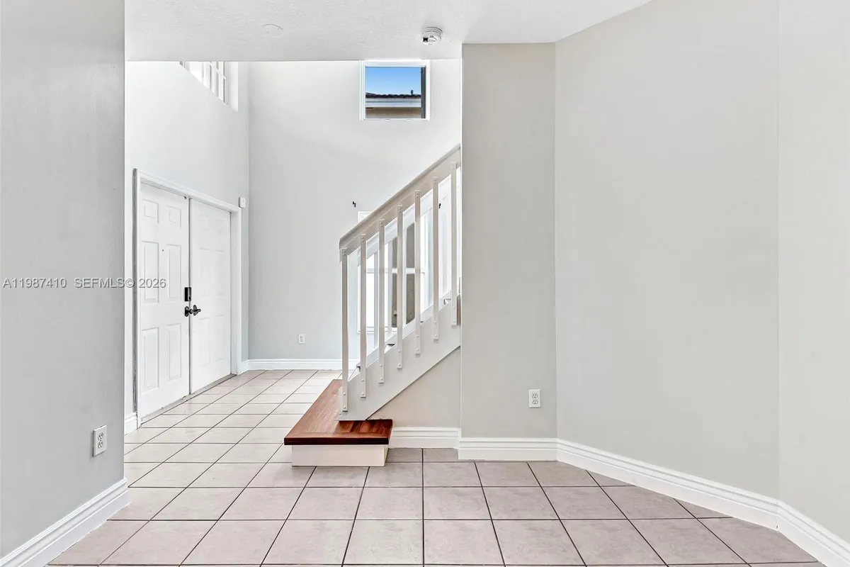 1498 SW 106th Ave # 1498, Pembroke Pines FL 33025