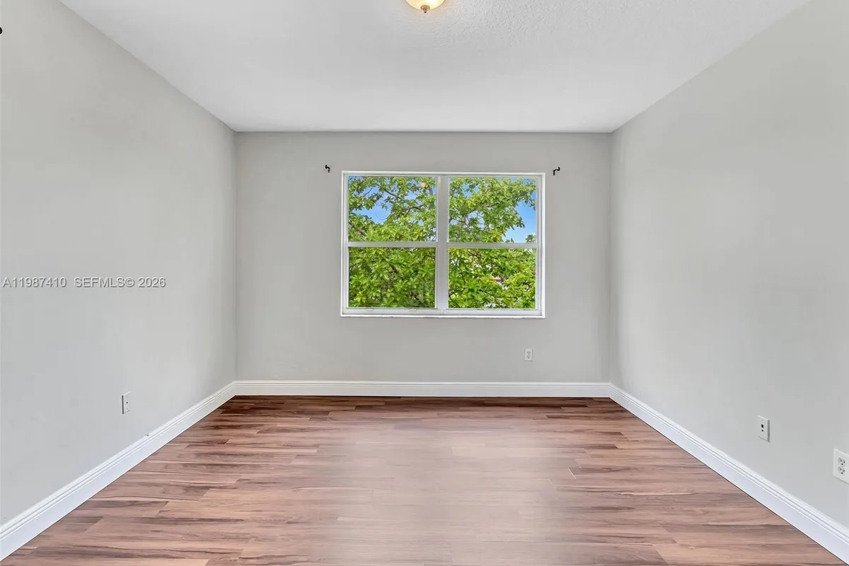 1498 SW 106th Ave # 1498, Pembroke Pines FL 33025