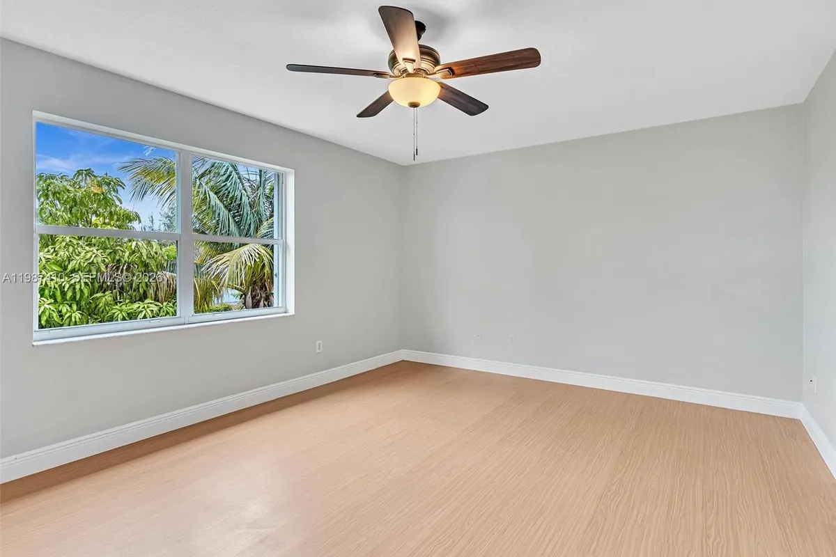 1498 SW 106th Ave # 1498, Pembroke Pines FL 33025