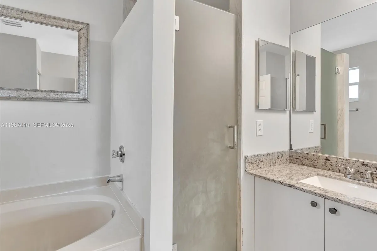 1498 SW 106th Ave # 1498, Pembroke Pines FL 33025