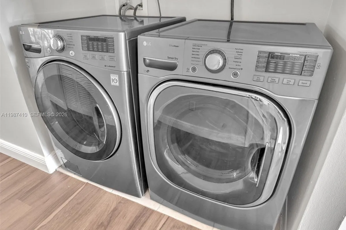 1498 SW 106th Ave # 1498, Pembroke Pines FL 33025