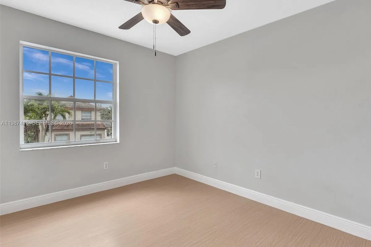 1498 SW 106th Ave # 1498, Pembroke Pines FL 33025