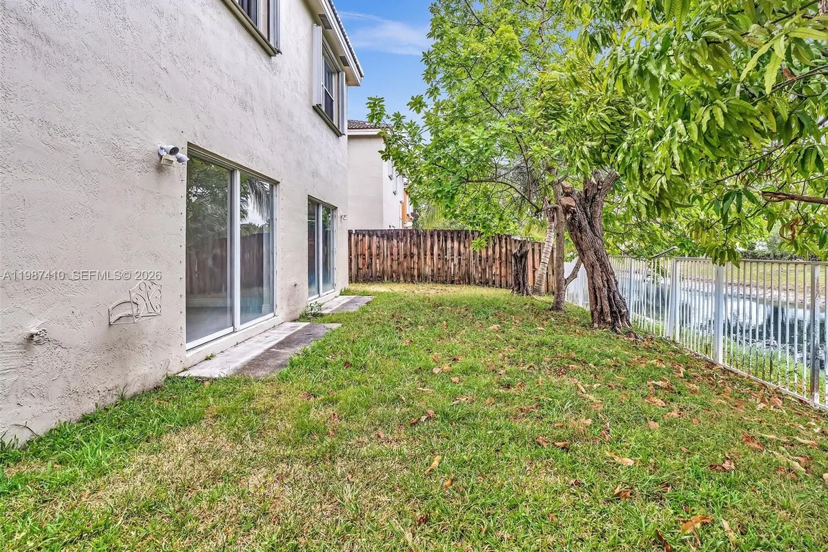 1498 SW 106th Ave # 1498, Pembroke Pines FL 33025