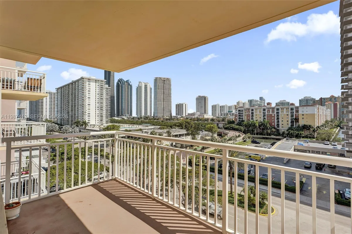 251 174th St # 614, Sunny Isles Beach FL 33160