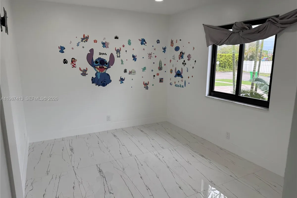 11100 NW 21st St, Sunrise FL 33322