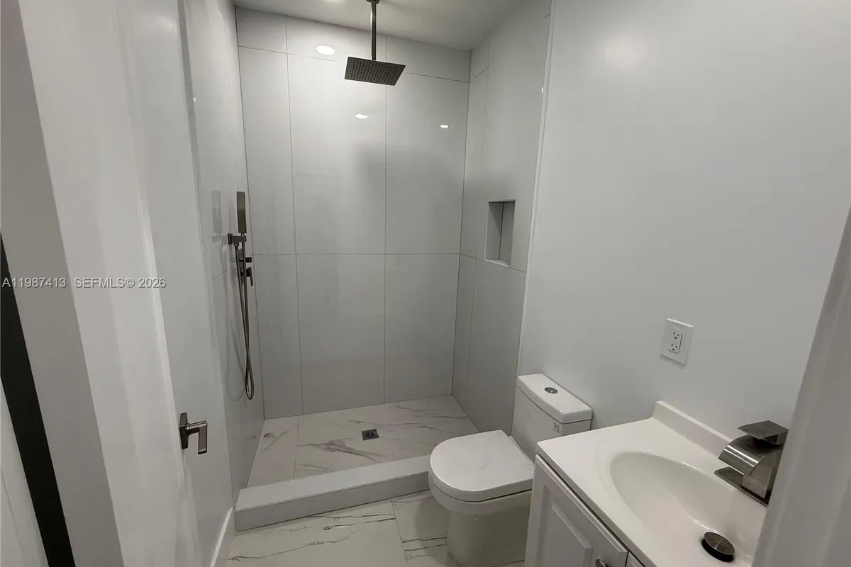 11100 NW 21st St, Sunrise FL 33322