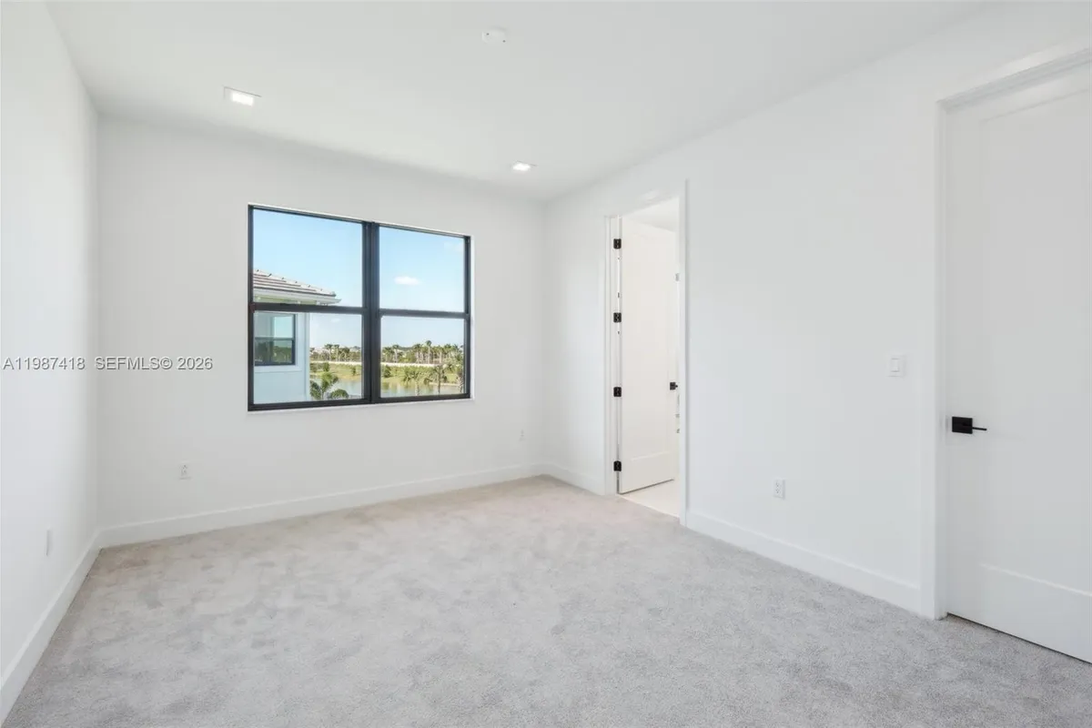 13083 Feathering Way, Palm Beach Gardens FL 33412