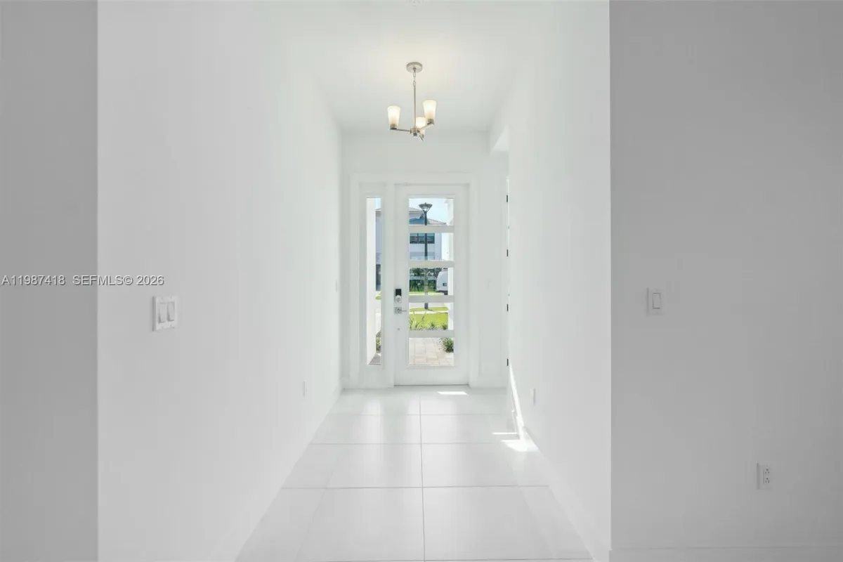 13083 Feathering Way, Palm Beach Gardens FL 33412