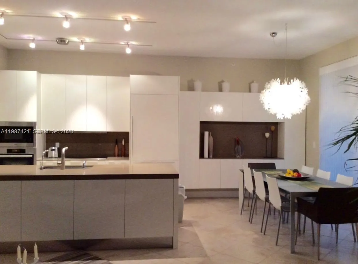 55 Merrick Way # 825, Coral Gables FL 33134