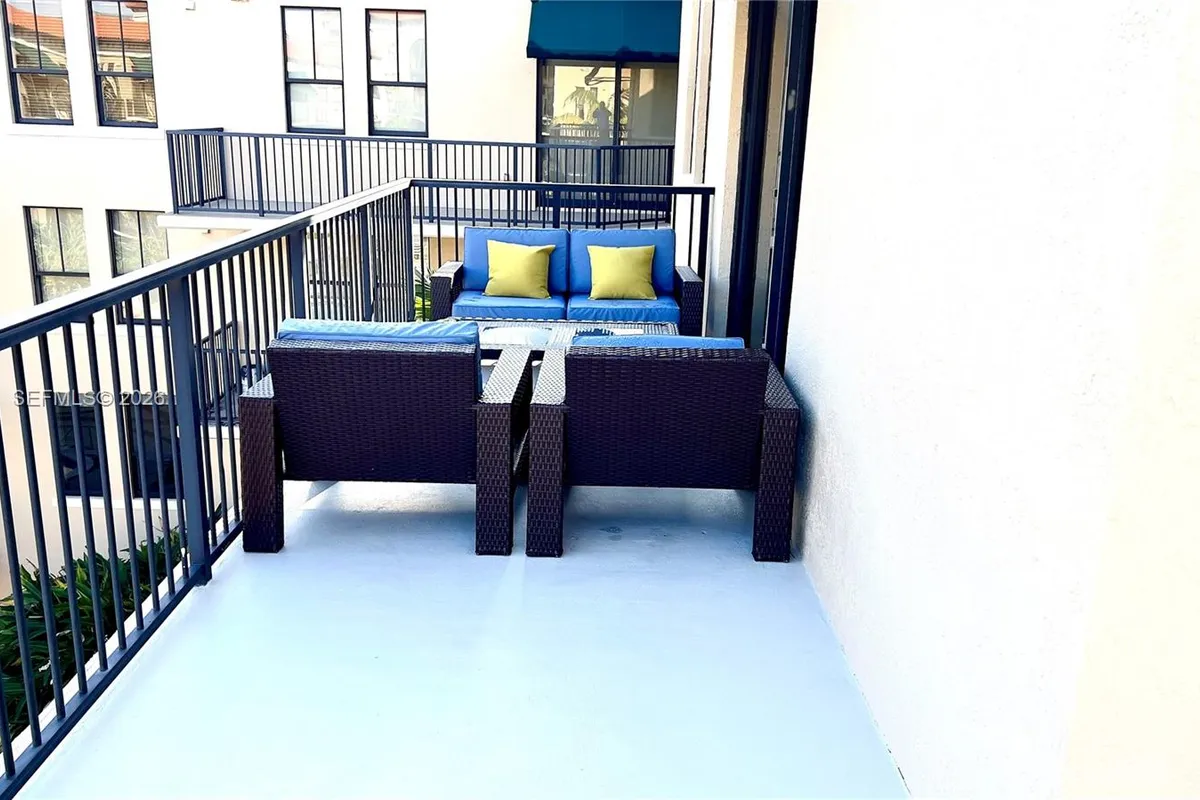 55 Merrick Way # 825, Coral Gables FL 33134