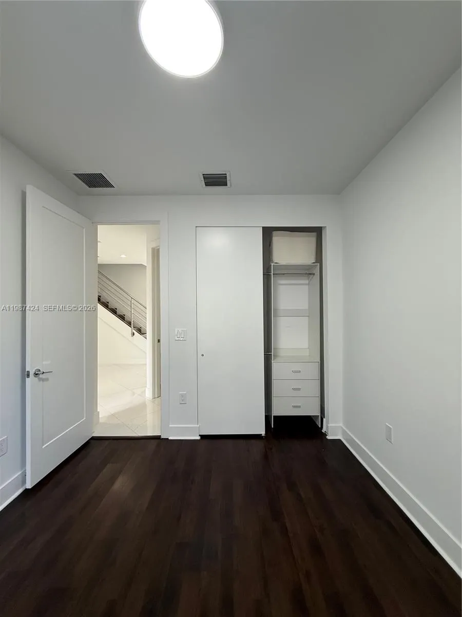 6432 NW 104th Ct, Doral FL 33178