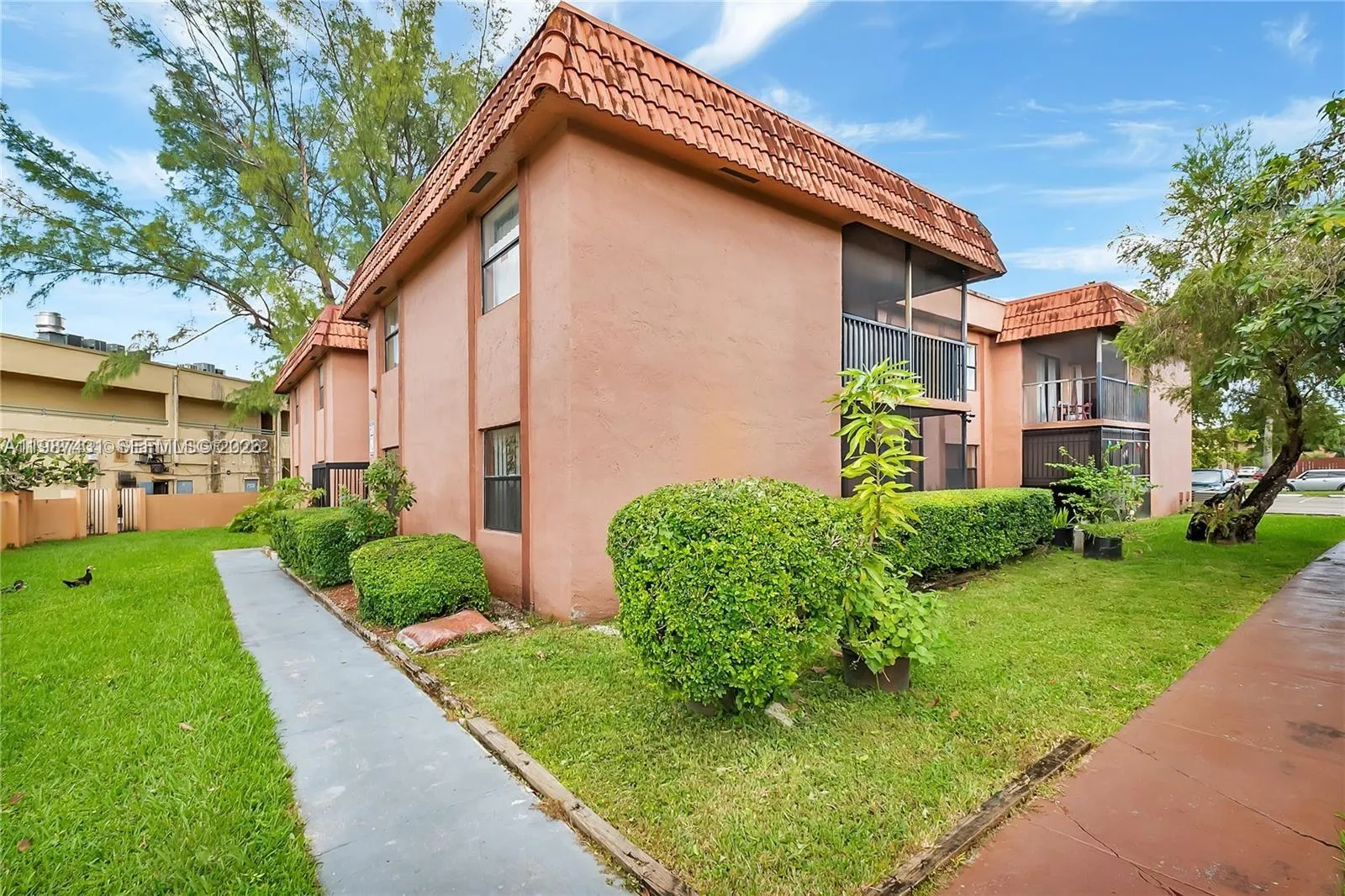 6580 W 27th Ct # 12, Hialeah FL 33016