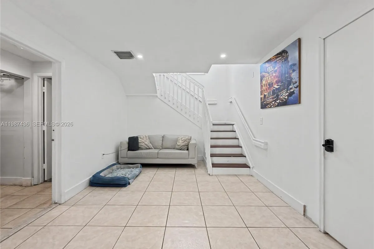 16004 SW 87th Ter, Miami FL 33193