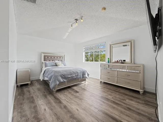 16004 SW 87th Ter, Miami FL 33193