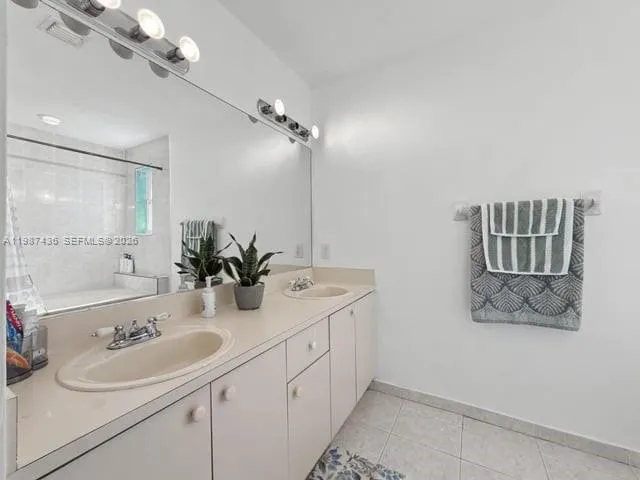 16004 SW 87th Ter, Miami FL 33193