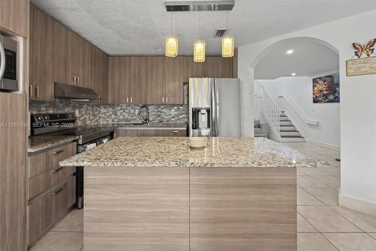 16004 SW 87th Ter, Miami FL 33193