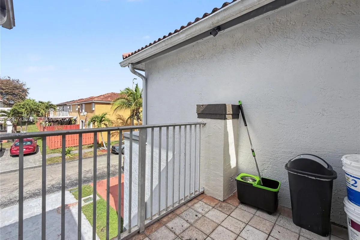 16004 SW 87th Ter, Miami FL 33193