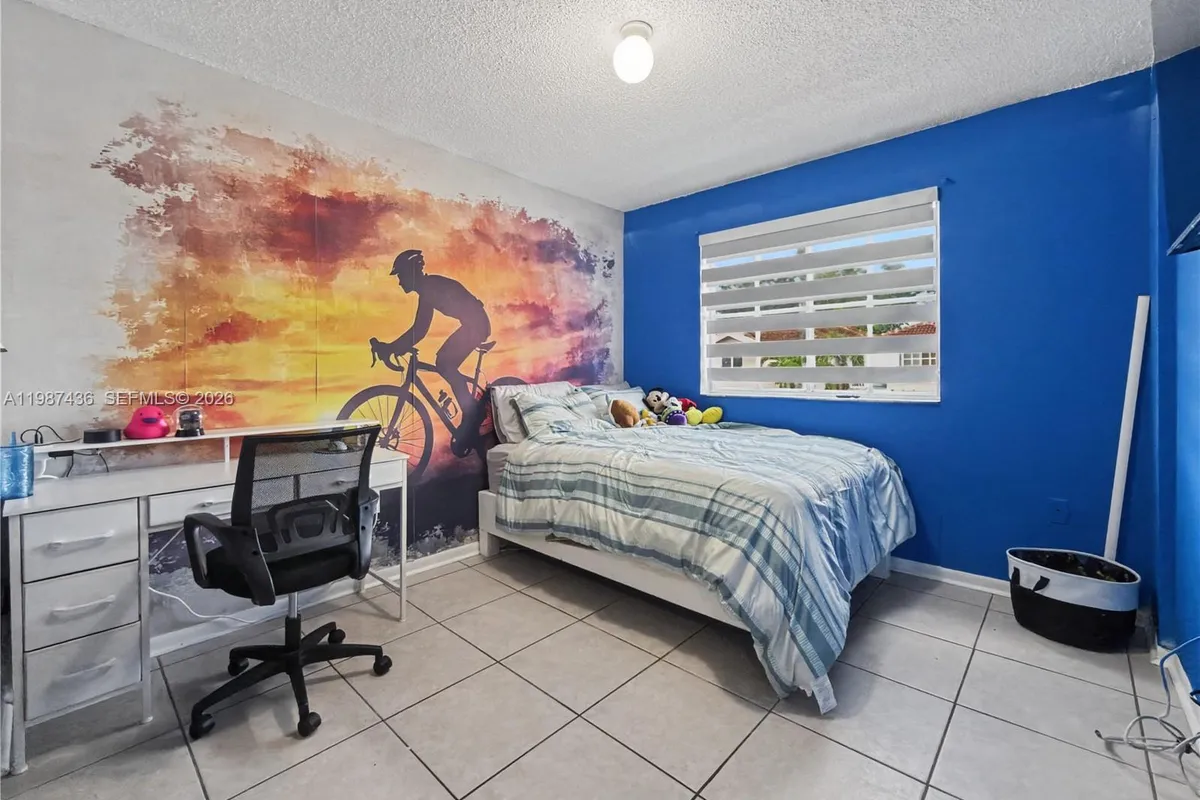 16004 SW 87th Ter, Miami FL 33193