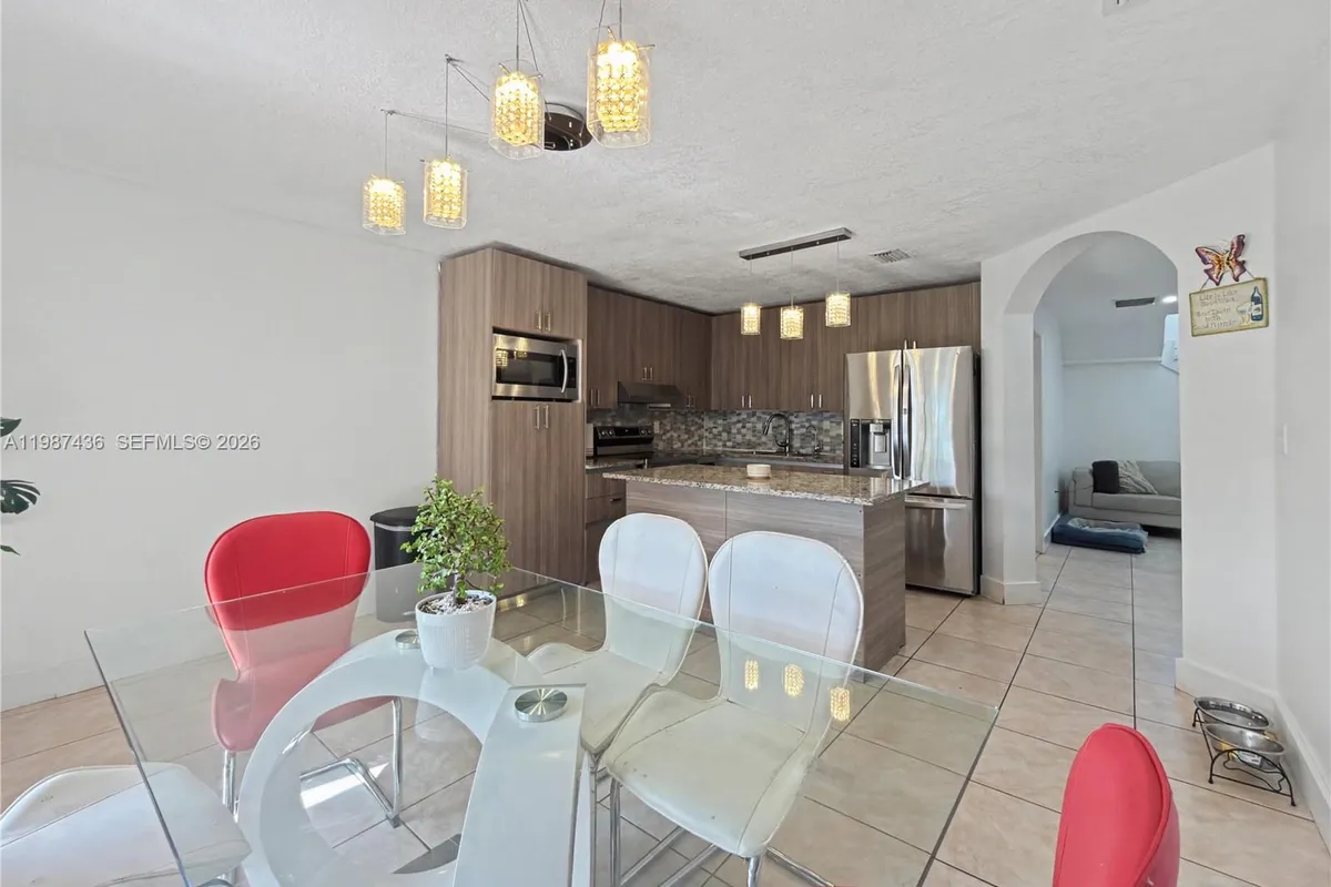 16004 SW 87th Ter, Miami FL 33193