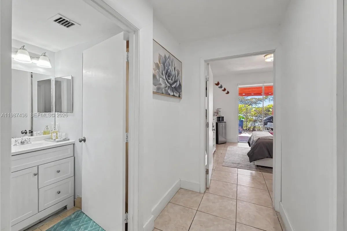 16004 SW 87th Ter, Miami FL 33193