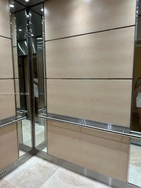 2201 S Ocean Dr # 1507, Hollywood FL 33019