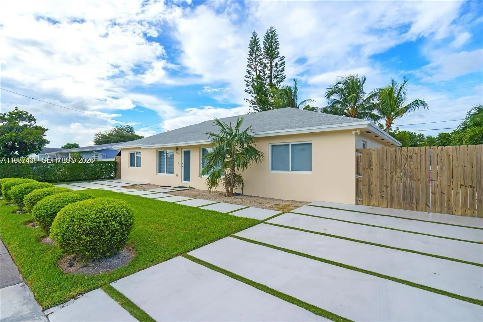 10471 SW 164th St, Miami FL 33157