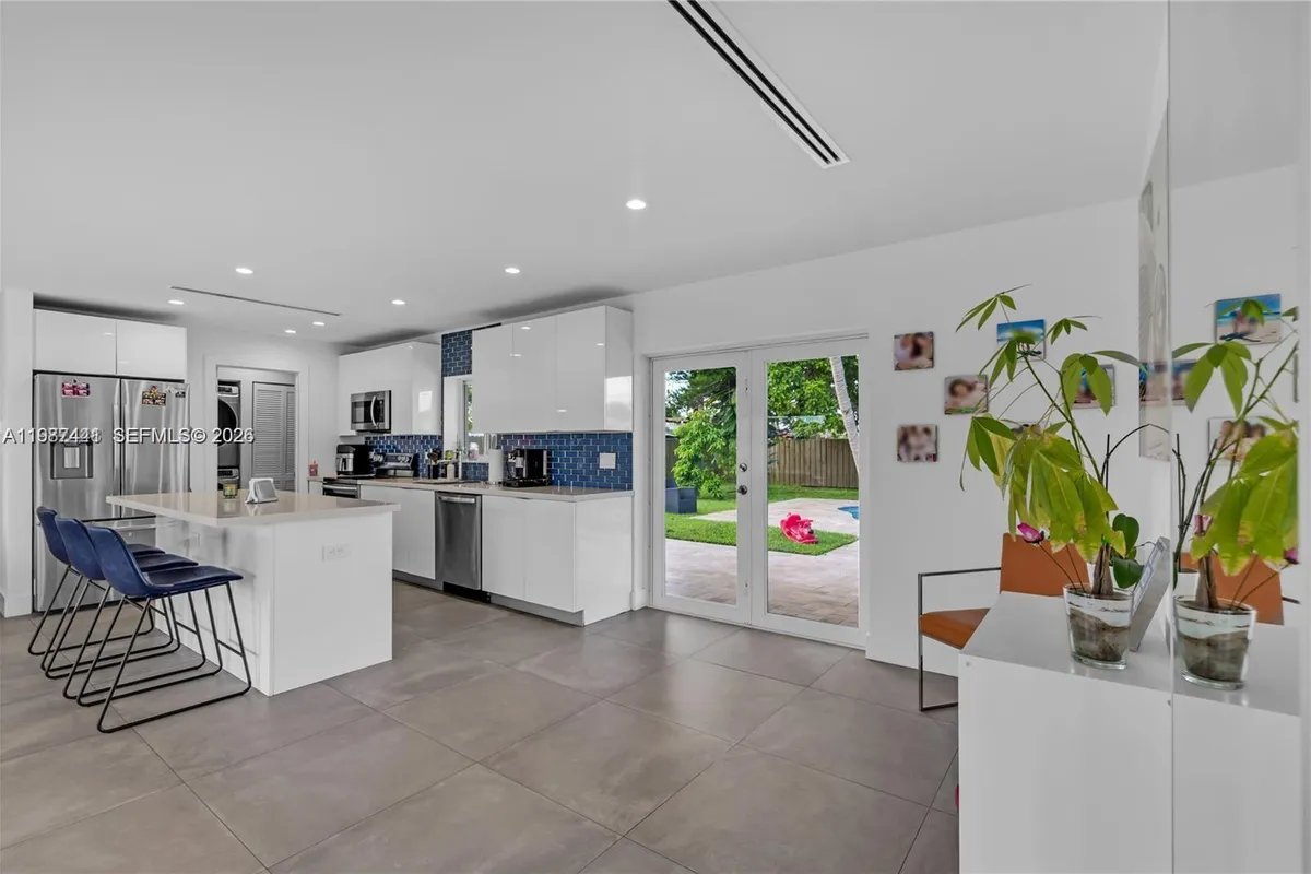 10471 SW 164th St, Miami FL 33157