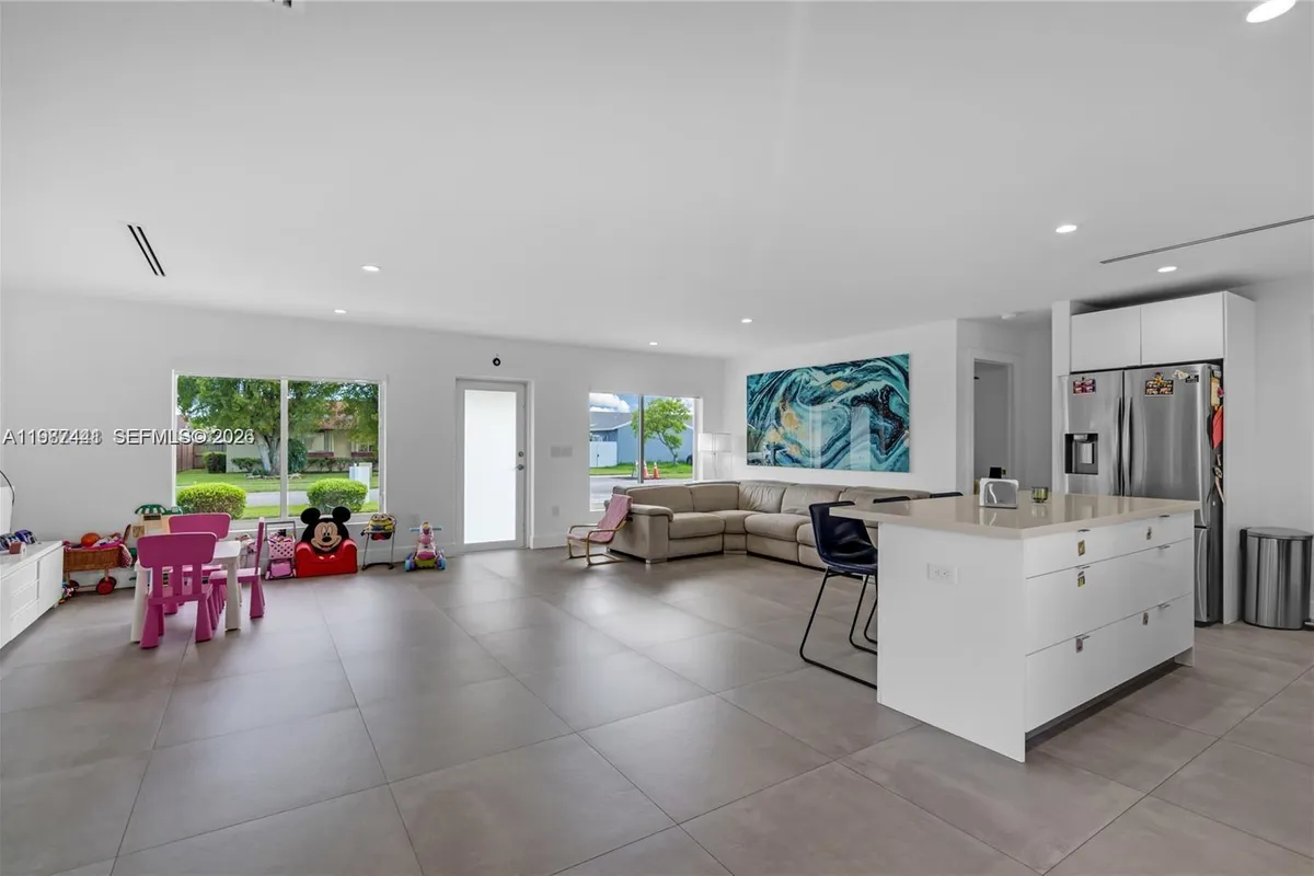 10471 SW 164th St, Miami FL 33157