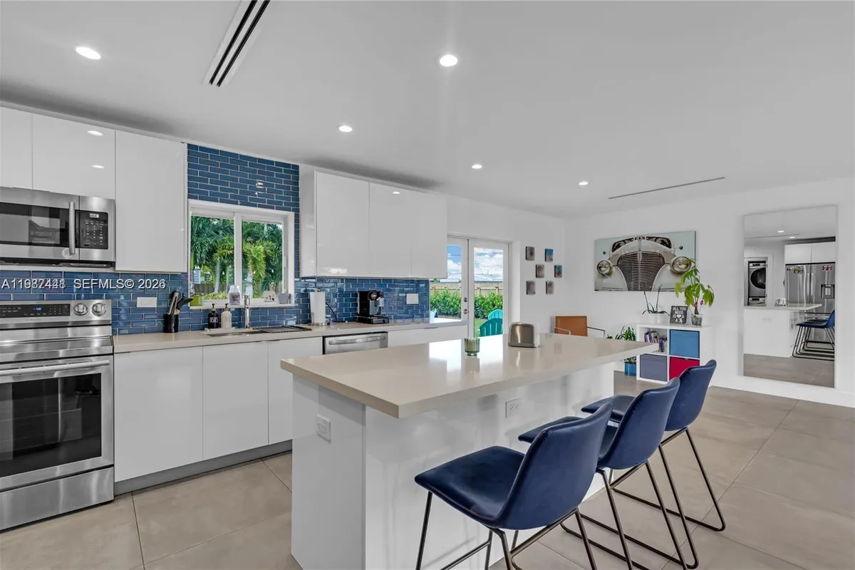 10471 SW 164th St, Miami FL 33157