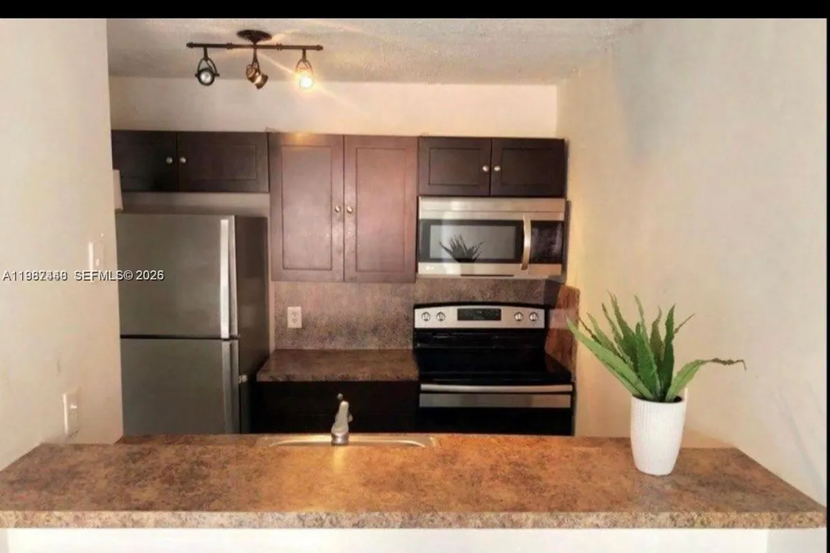 1225 NE 124th St # 46B, North Miami FL 33161