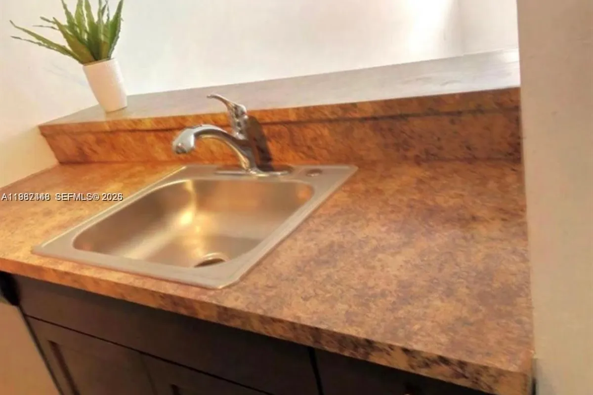 1225 NE 124th St # 46B, North Miami FL 33161