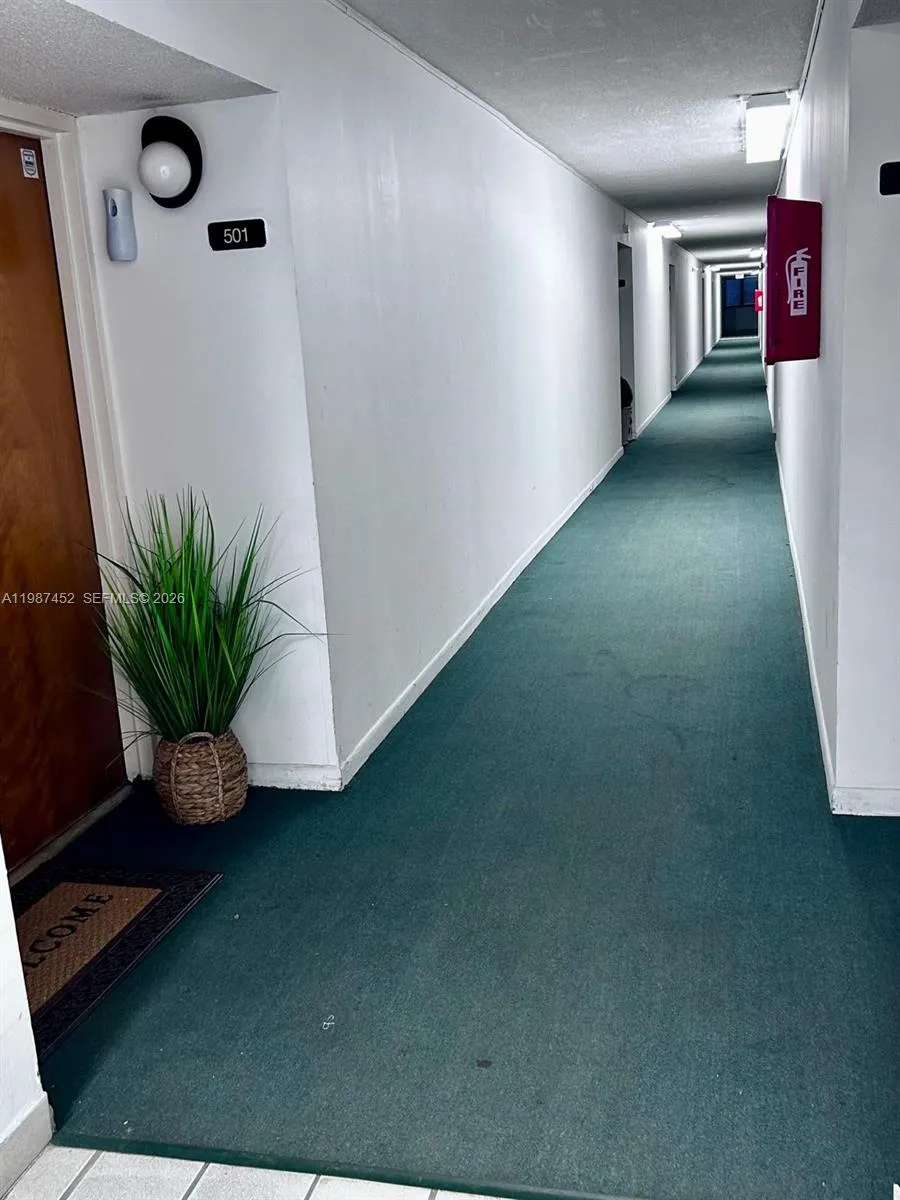 11750 SW 18th St # 1, Miami FL 33175