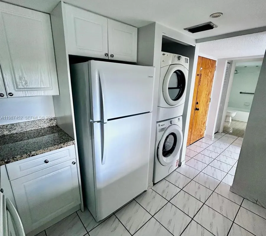 11750 SW 18th St # 1, Miami FL 33175