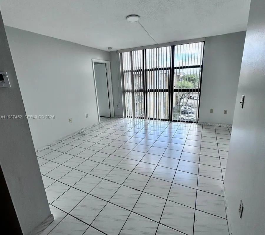 11750 SW 18th St # 1, Miami FL 33175