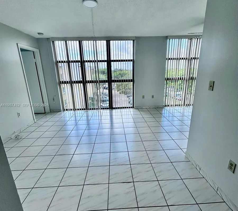 11750 SW 18th St # 1, Miami FL 33175