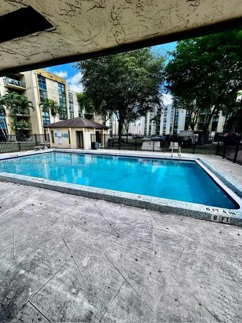 11750 SW 18th St # 1, Miami FL 33175