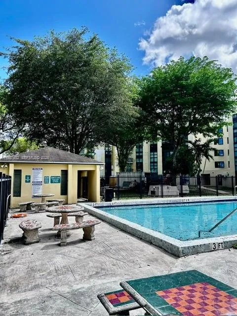 11750 SW 18th St # 1, Miami FL 33175