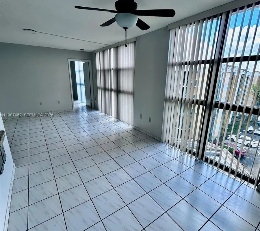 11750 SW 18th St # 1, Miami FL 33175