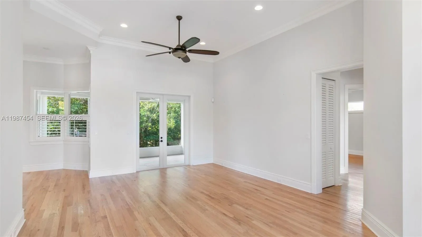 2135 Island Dr, Vero Beach FL 32963