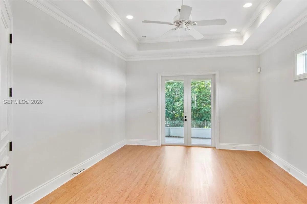 2135 Island Dr, Vero Beach FL 32963