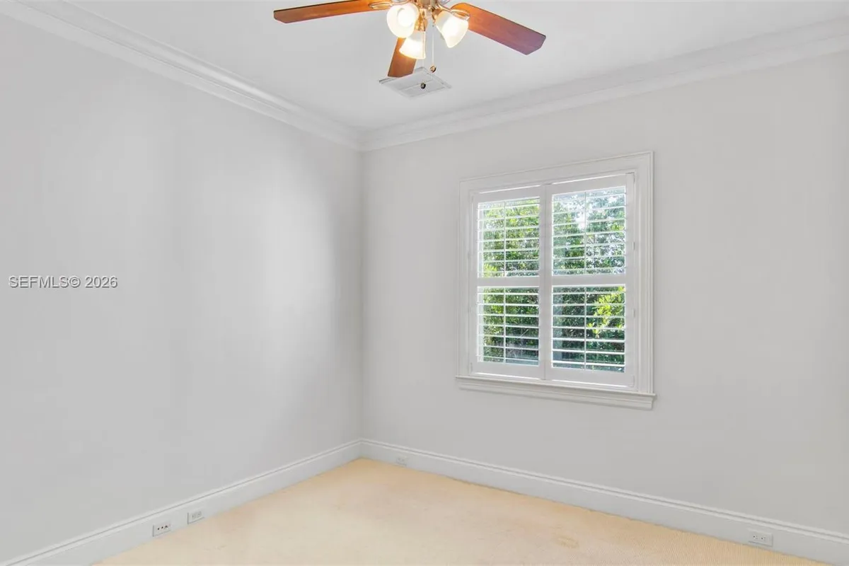 2135 Island Dr, Vero Beach FL 32963