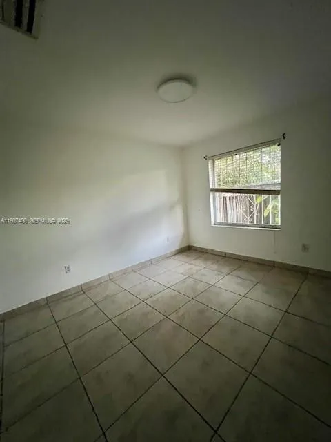 2746 Johnson St # w, Hollywood FL 33020