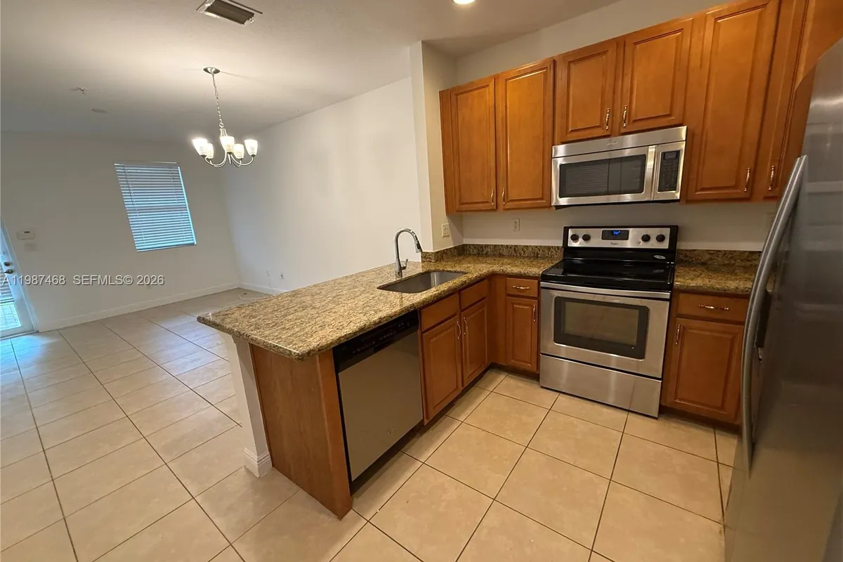 1045 SW 147th Ave # 5609, Pembroke Pines FL 33027