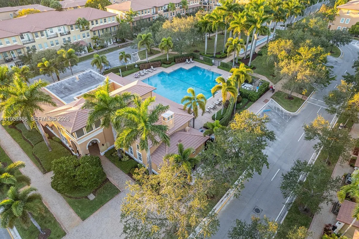 1045 SW 147th Ave # 5609, Pembroke Pines FL 33027