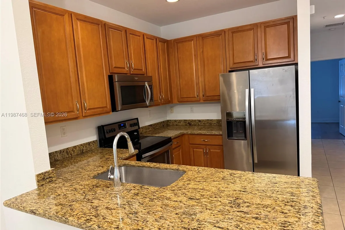 1045 SW 147th Ave # 5609, Pembroke Pines FL 33027