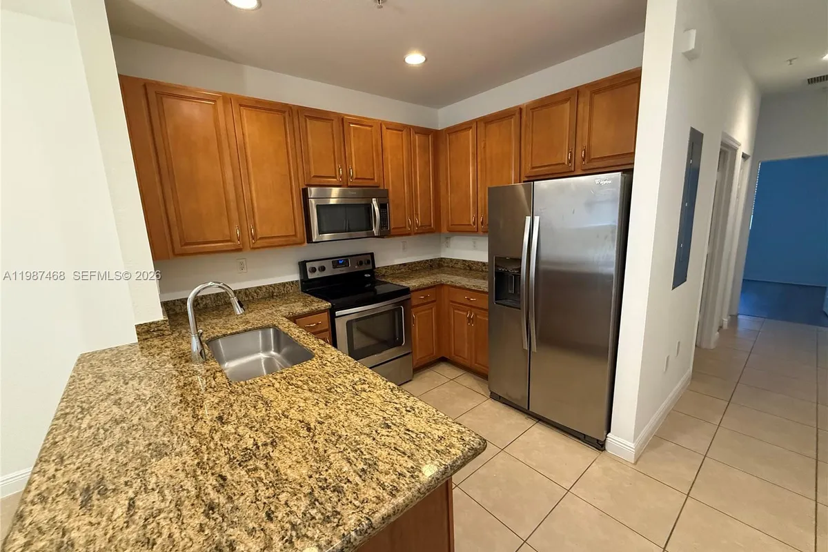 1045 SW 147th Ave # 5609, Pembroke Pines FL 33027