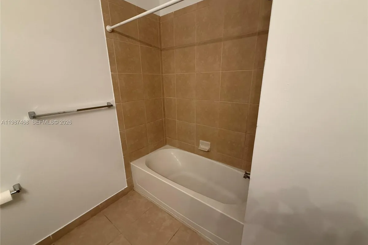 1045 SW 147th Ave # 5609, Pembroke Pines FL 33027