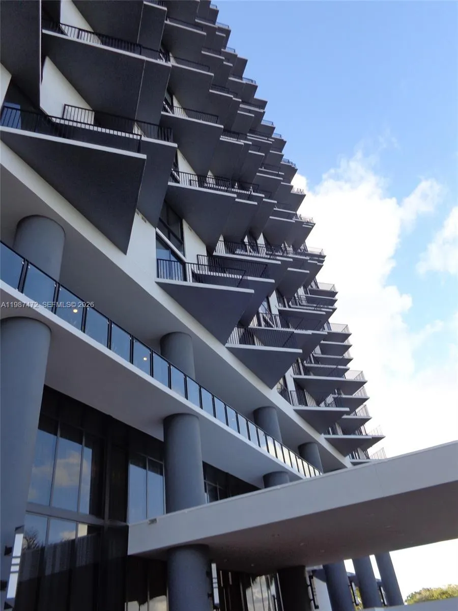 5300 Paseo Blvd # 1114, Doral FL 33166