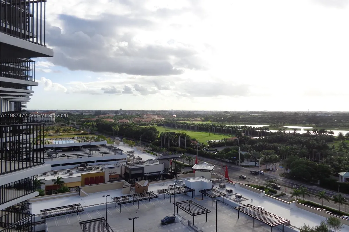 5300 Paseo Blvd # 1114, Doral FL 33166